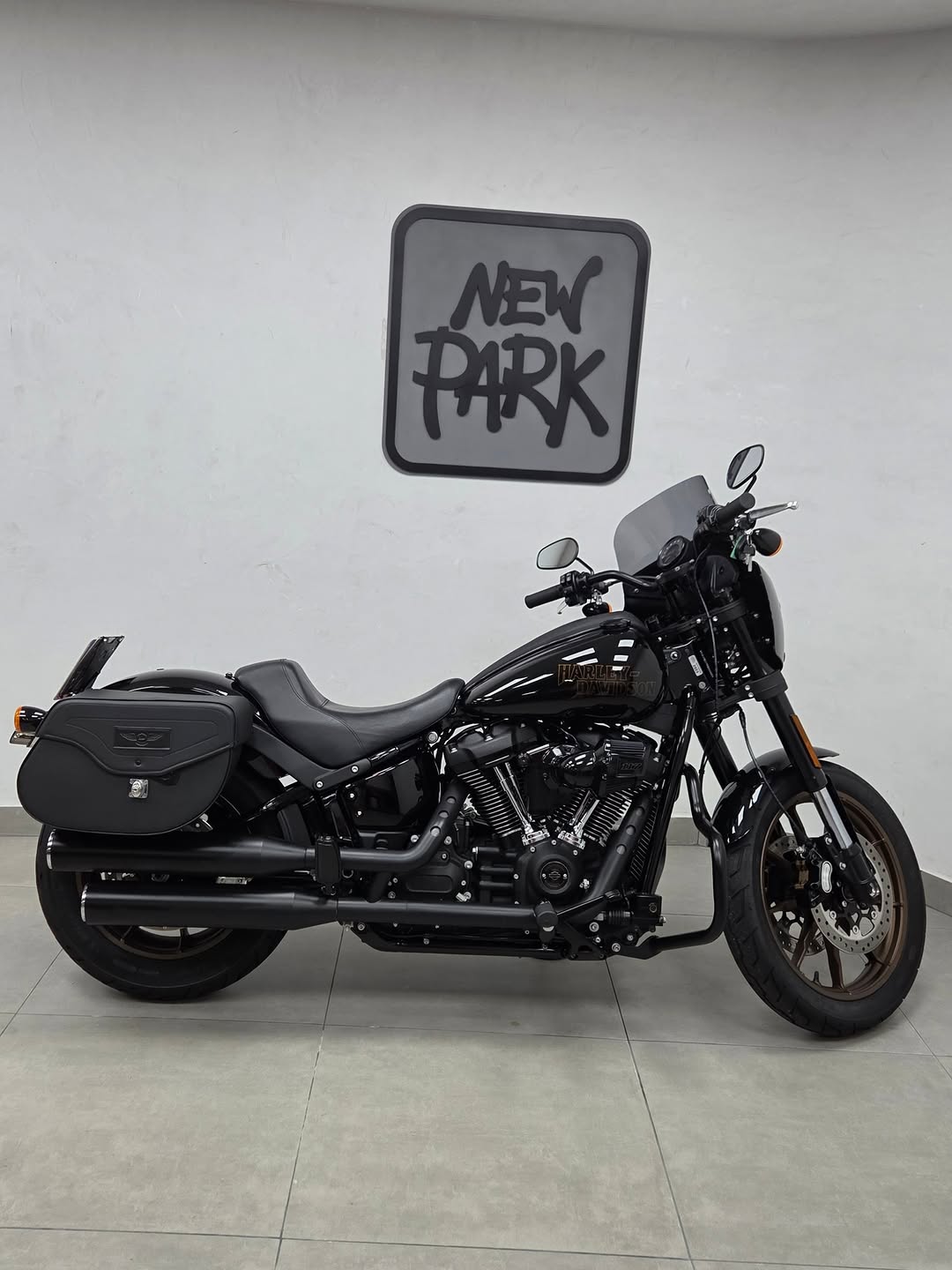 HARLEY-DAVIDSON SOFTAIL LOW RIDER S - Imagem 2