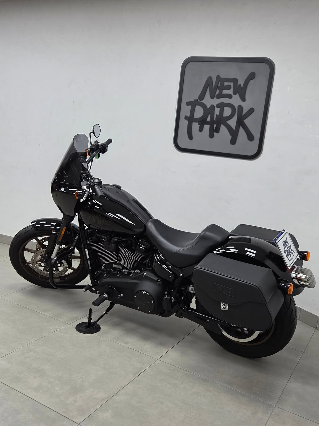 HARLEY-DAVIDSON SOFTAIL LOW RIDER S - Imagem 12