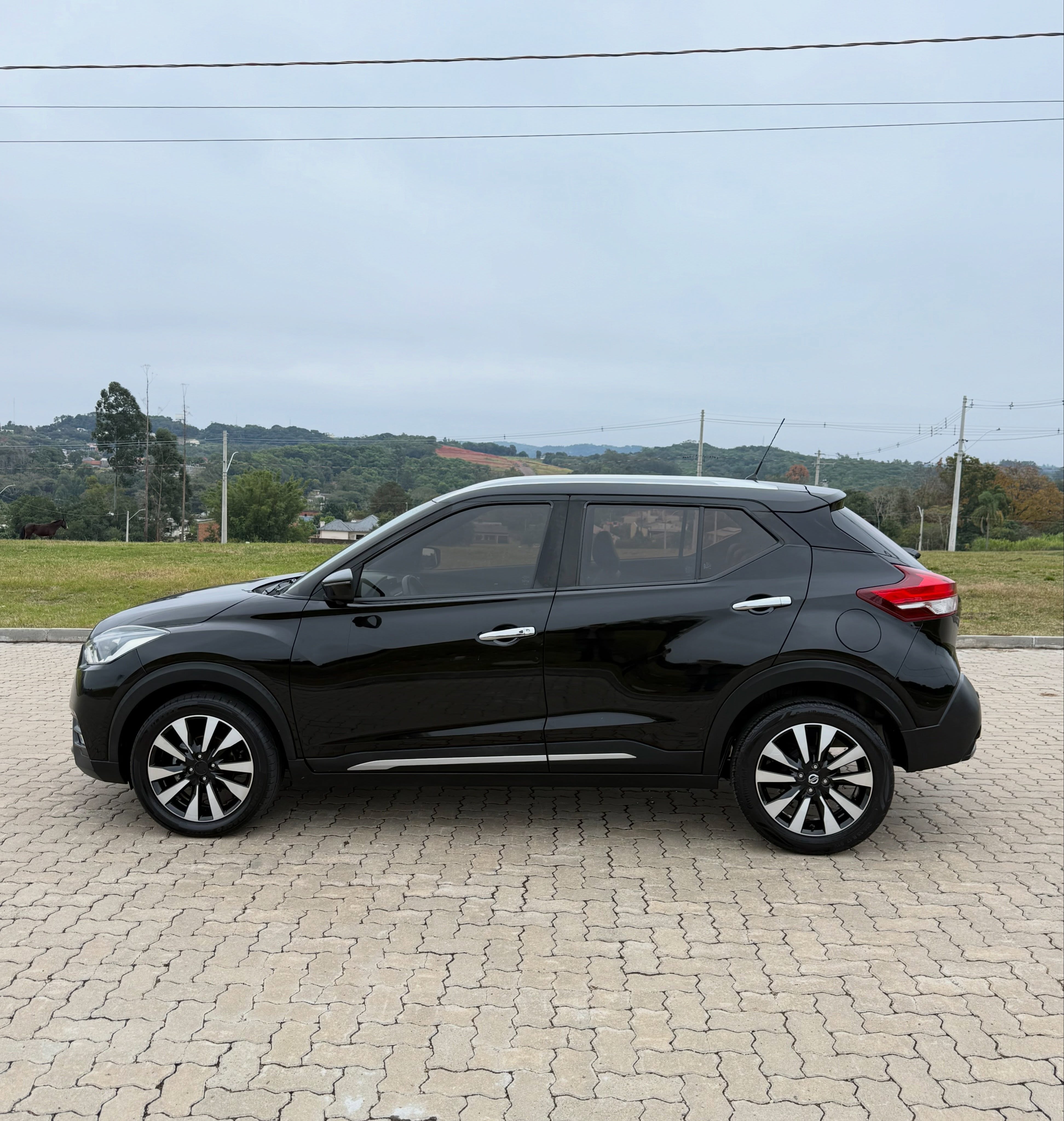 NISSAN KICKS SL - Imagem 9