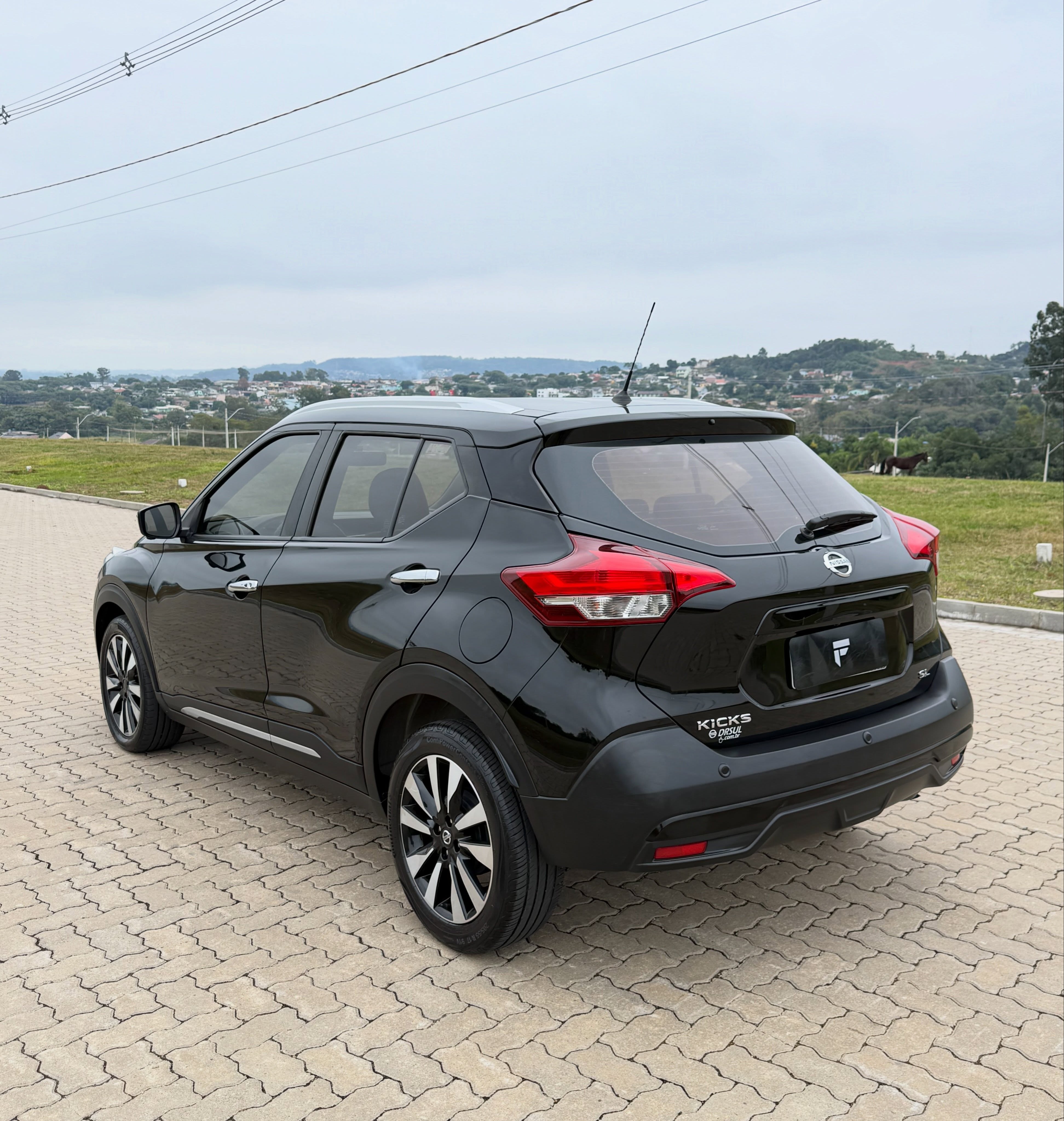 NISSAN KICKS SL - Imagem 10