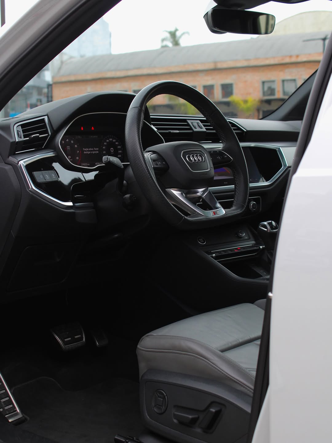 AUDI Q3 PERFORMANCE BLACK PLUS - Imagem 3