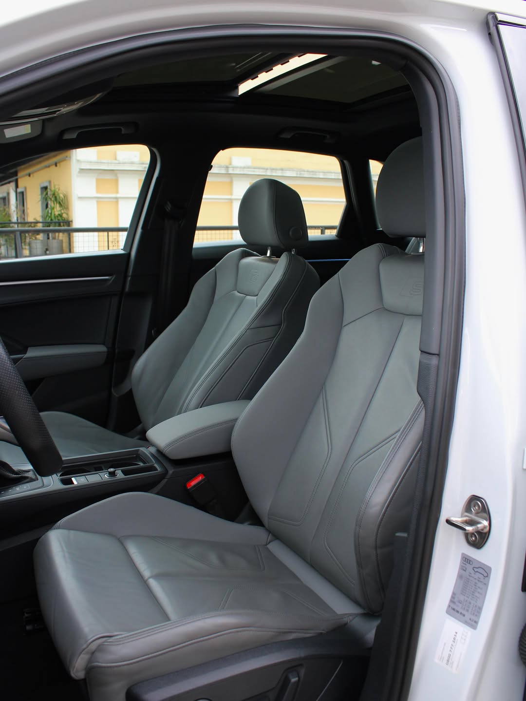 AUDI Q3 PERFORMANCE BLACK PLUS - Imagem 4