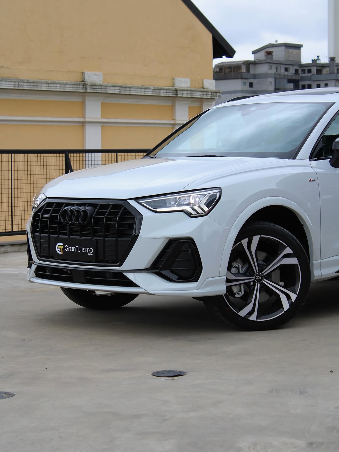 AUDI Q3 PERFORMANCE BLACK PLUS - Imagem 10