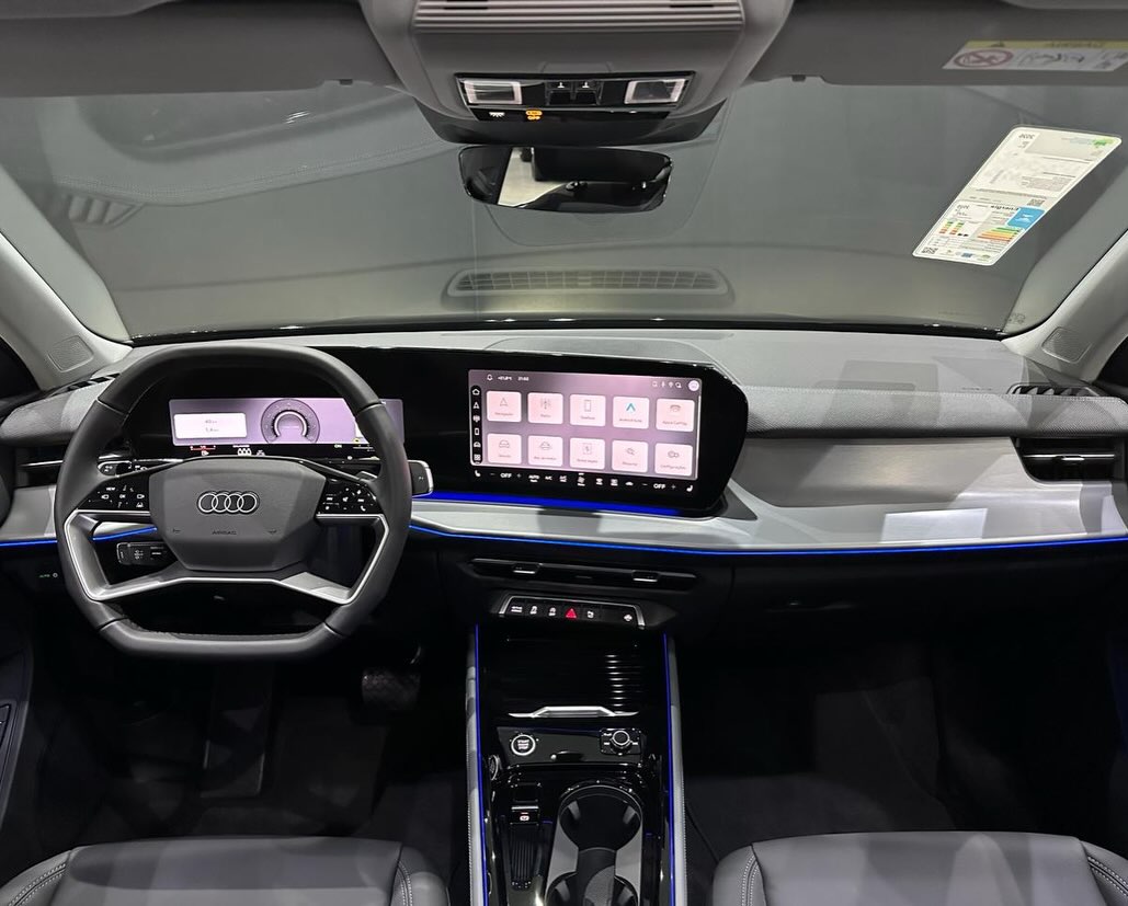 AUDI Q3 LAUNCH EDITION QUATTRO S TRONIC - Imagem 5
