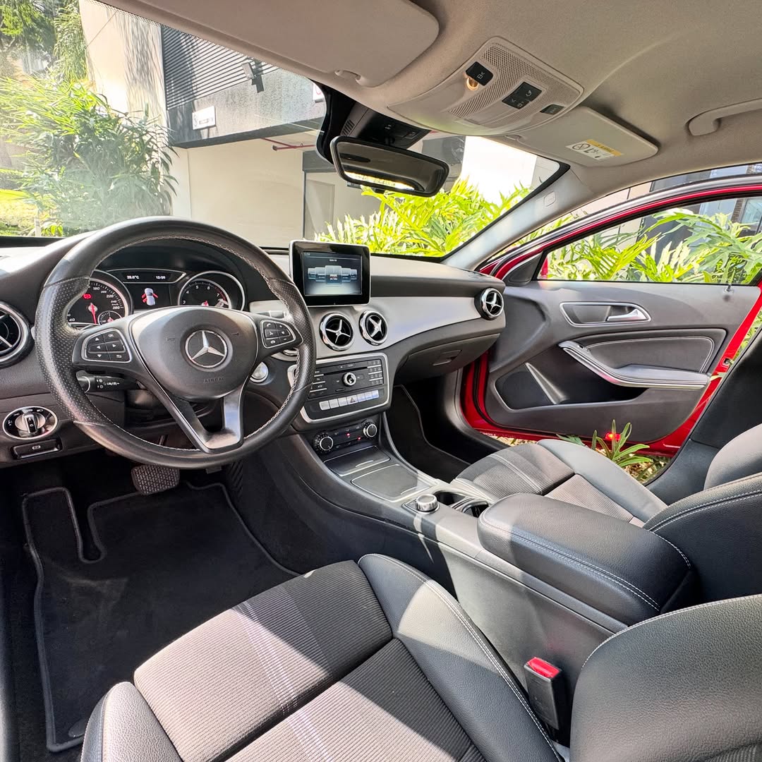 MERCEDES-BENZ GLA 200 ADVAMCE - Imagem 8