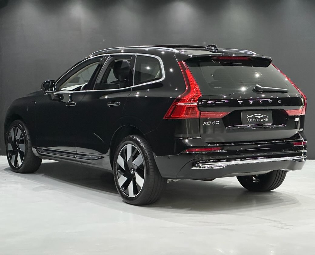 VOLVO XC60 RECHARGE ULTIMATE AWD GEARTRONIC - Imagem 4