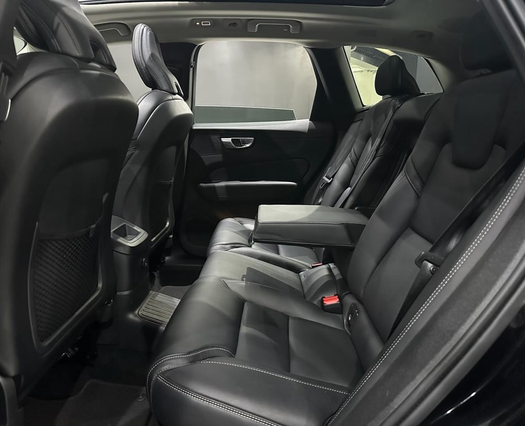 VOLVO XC60 RECHARGE ULTIMATE AWD GEARTRONIC - Imagem 8