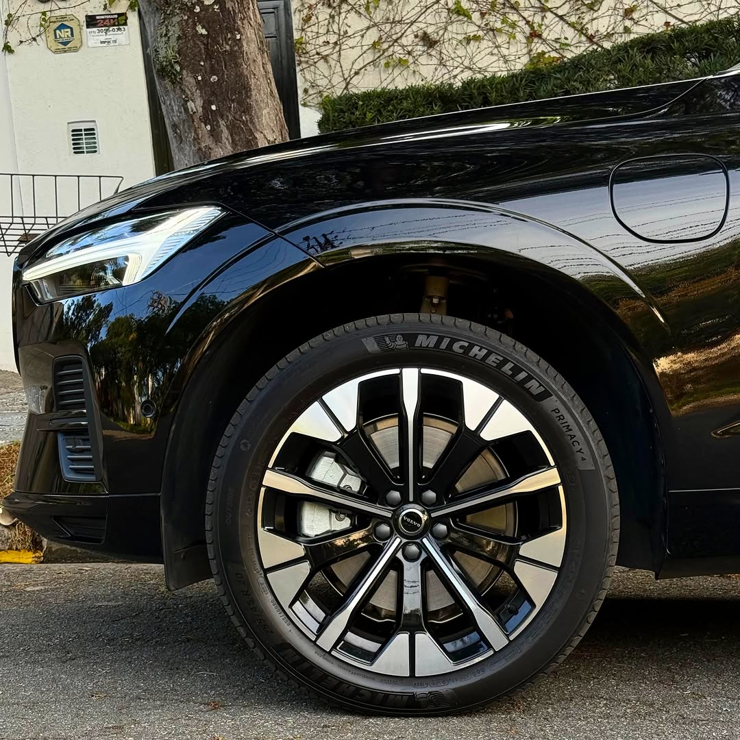 VOLVO XC60 T8 HYBRID ULTRA - Imagem 7