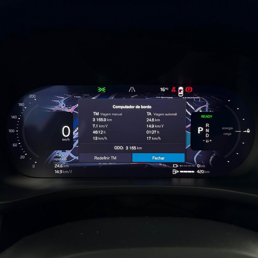 VOLVO XC60 T8 HYBRID ULTRA - Imagem 8