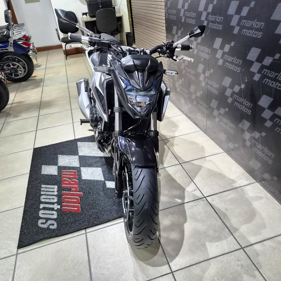 HONDA CB 500 F - Imagem 9