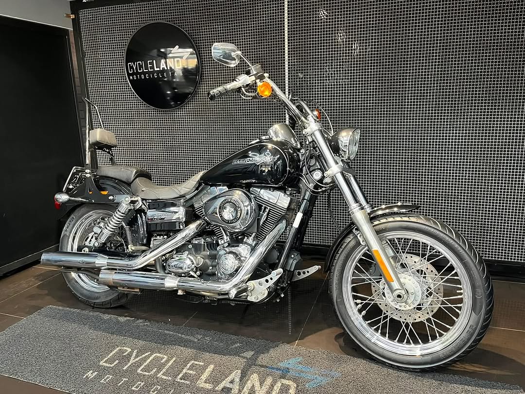 HARLEY-DAVIDSON DYNA SUPER GLIDE CUSTOM - Imagem 2