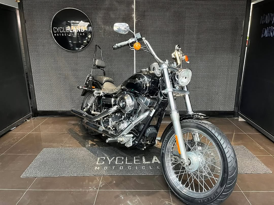 HARLEY-DAVIDSON DYNA SUPER GLIDE CUSTOM - Imagem 5