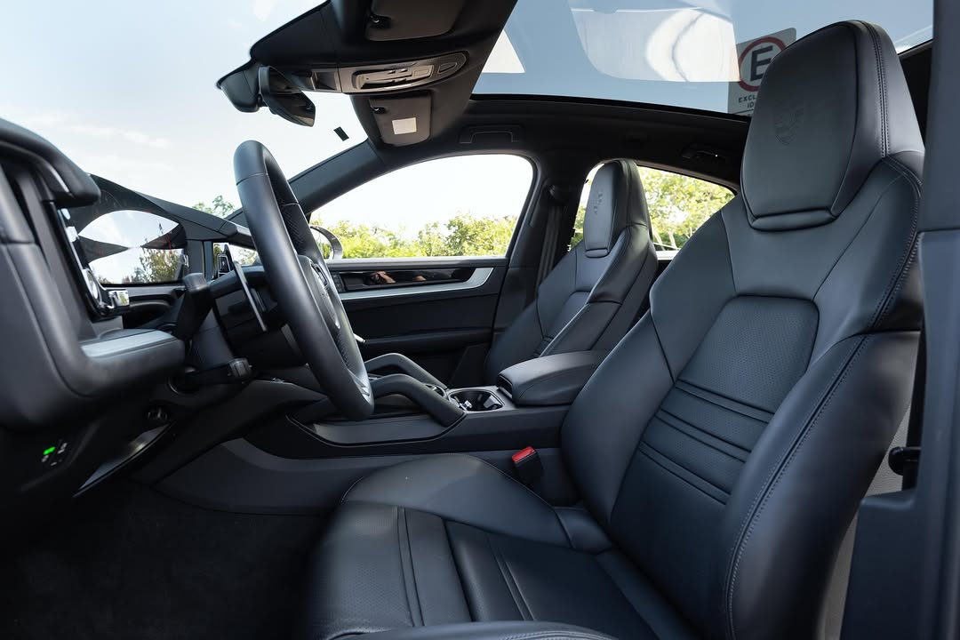 PORSCHE CAYENNE E-HYBRID COUPÉ - Imagem 5