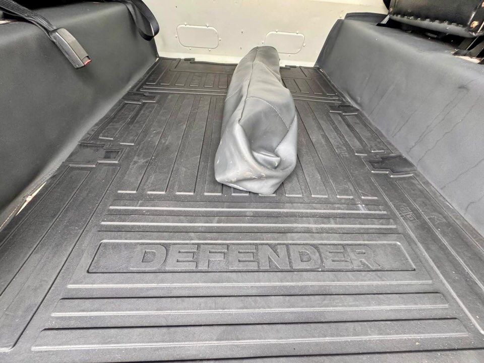 LAND ROVER DEFENDER - Imagem 20