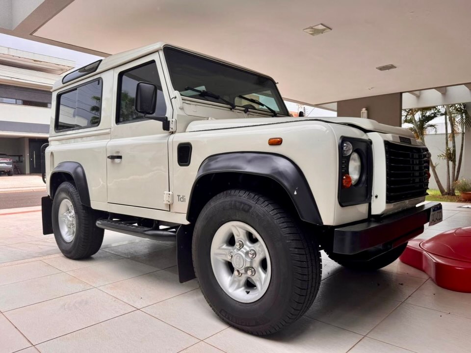 LAND ROVER DEFENDER - Imagem 7