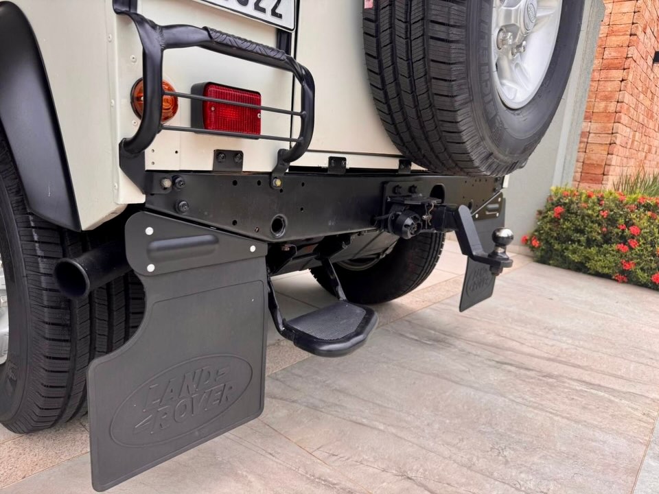 LAND ROVER DEFENDER - Imagem 9