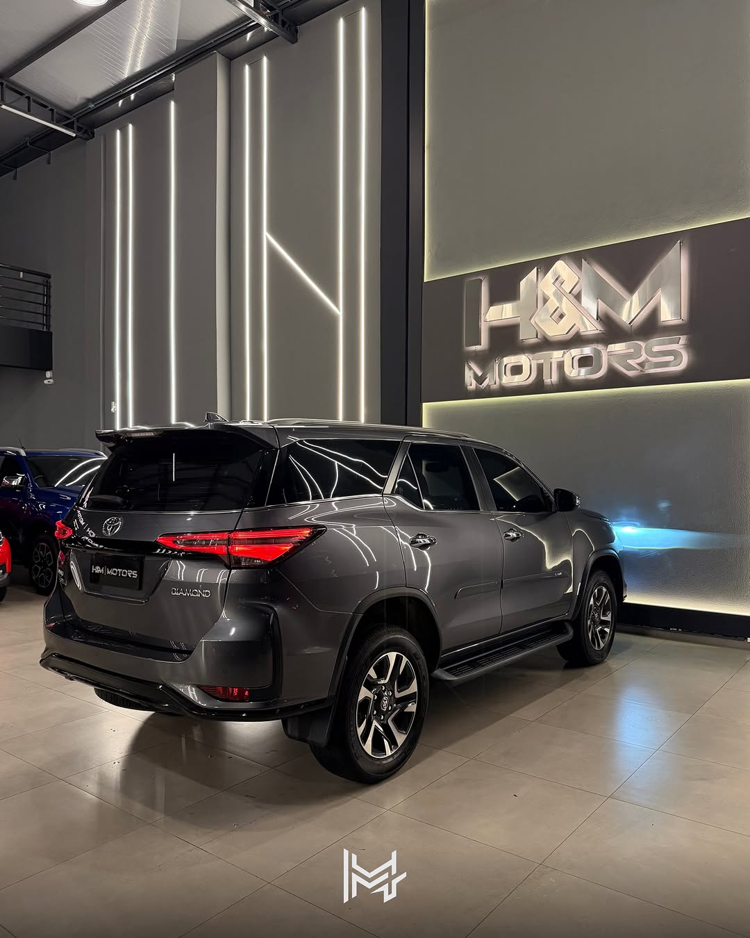 TOYOTA HILUX SW4 DIAMOND - Imagem 2