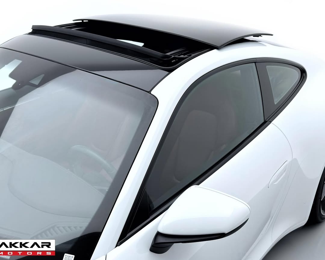 PORSCHE 911 CARRERA - Imagem 8
