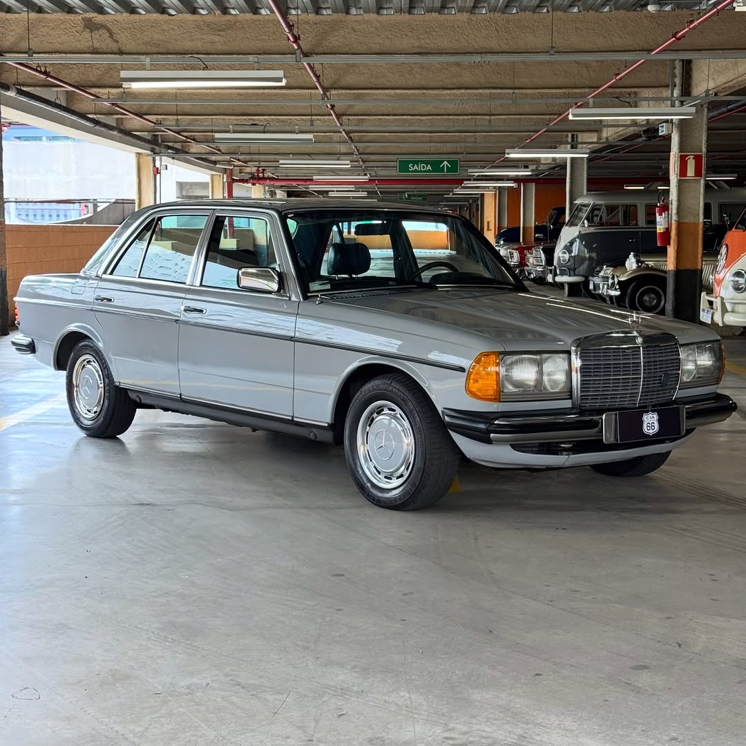 MERCEDES-BENZ 300 D - Imagem 1