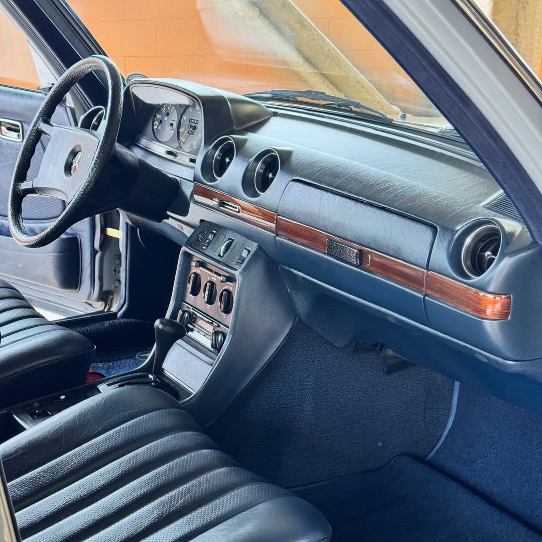 MERCEDES-BENZ 300 D - Imagem 8