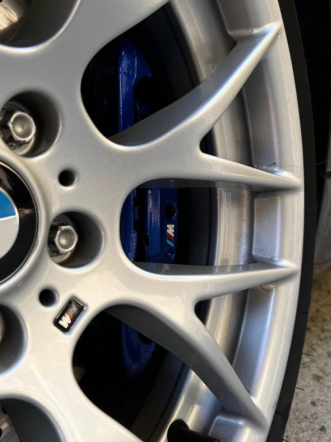 BMW 1M - Imagem 6