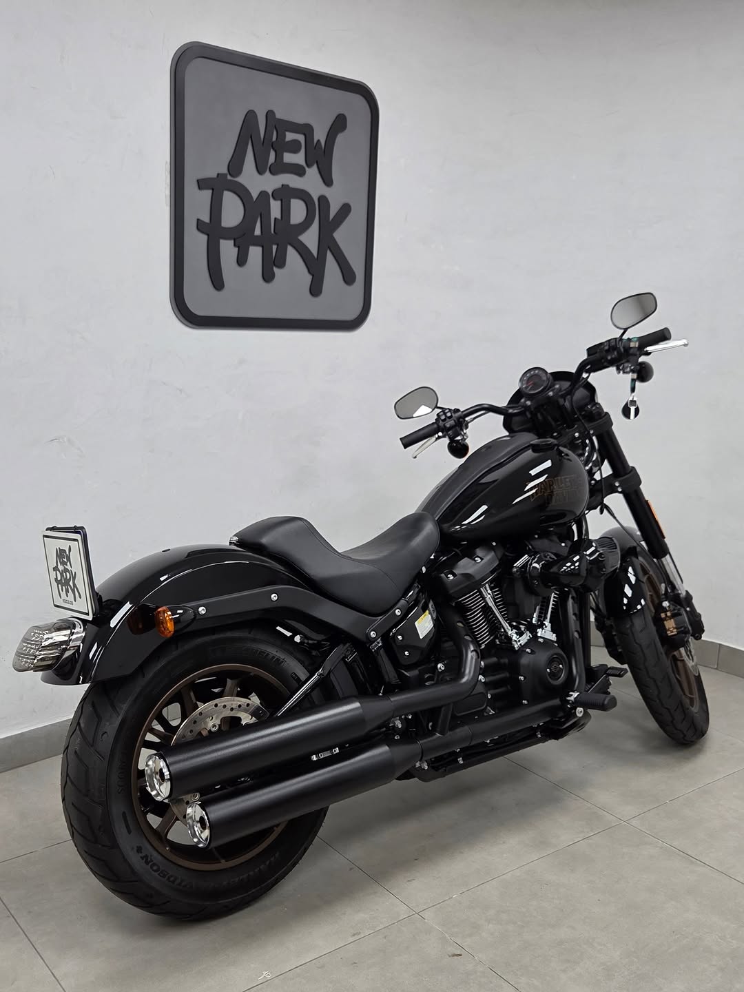 HARLEY-DAVIDSON SOFTAIL LOW RIDER S - Imagem 1