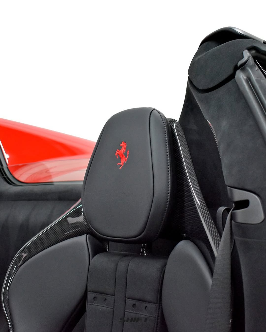FERRARI 12CILINDRI - Imagem 9