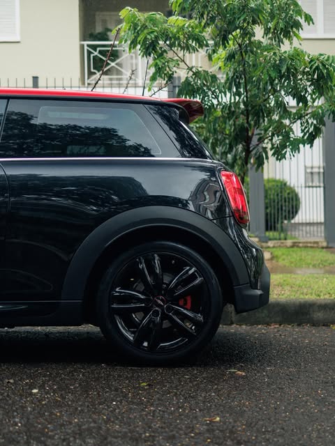 MINI COOPER JCW - Imagem 2