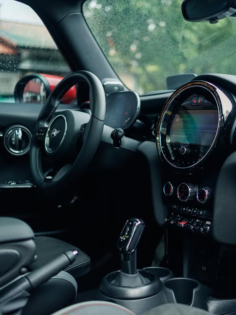 MINI COOPER JCW - Imagem 7