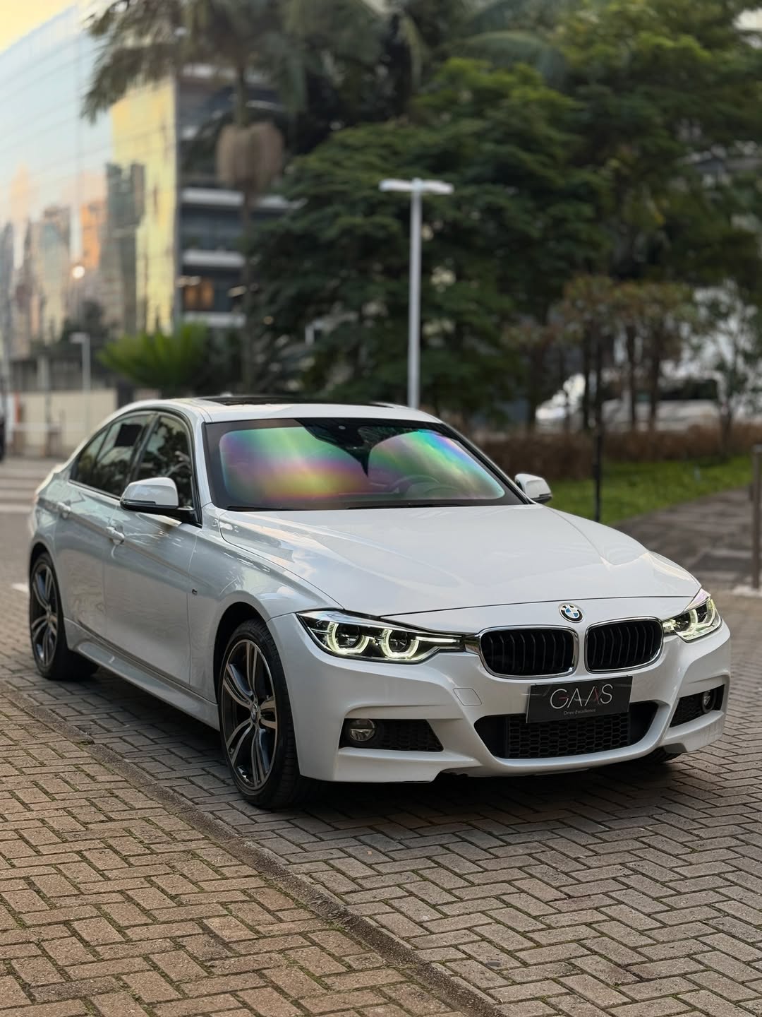 BMW 328I M SPORT - Imagem 3