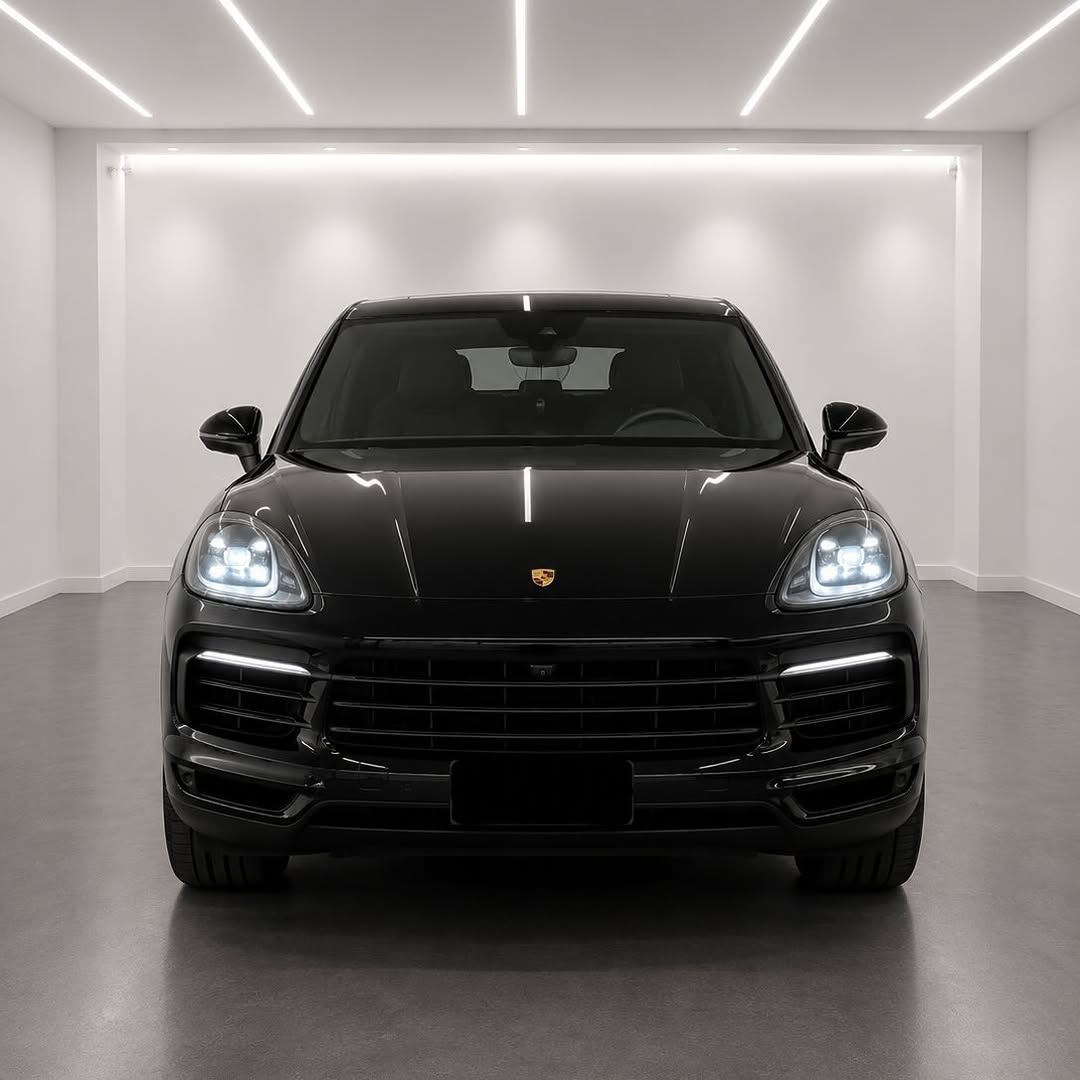 PORSCHE CAYENNE E-HYBRID COUPÉ - Imagem 2