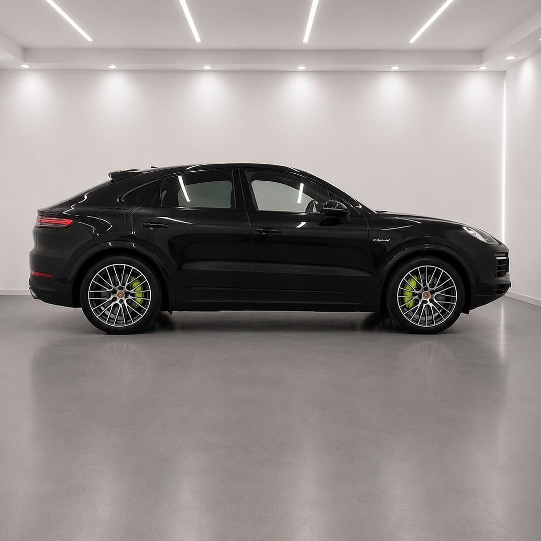 PORSCHE CAYENNE E-HYBRID COUPÉ - Imagem 4