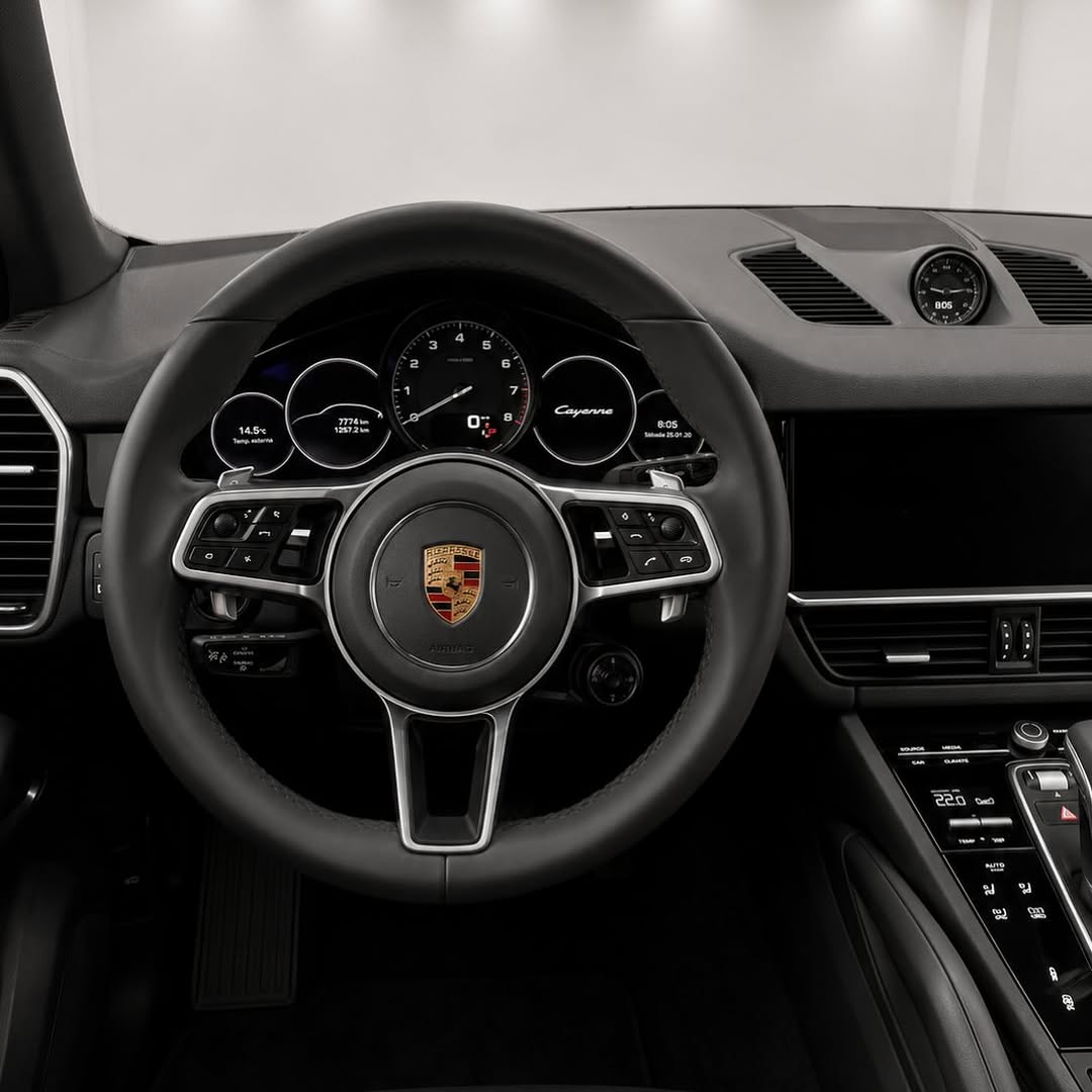 PORSCHE CAYENNE E-HYBRID COUPÉ - Imagem 6