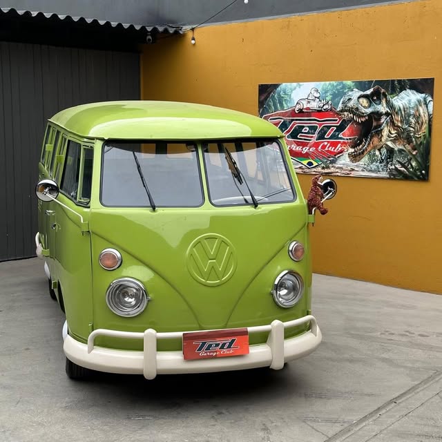 VOLKSWAGEN KOMBI - Imagem 1