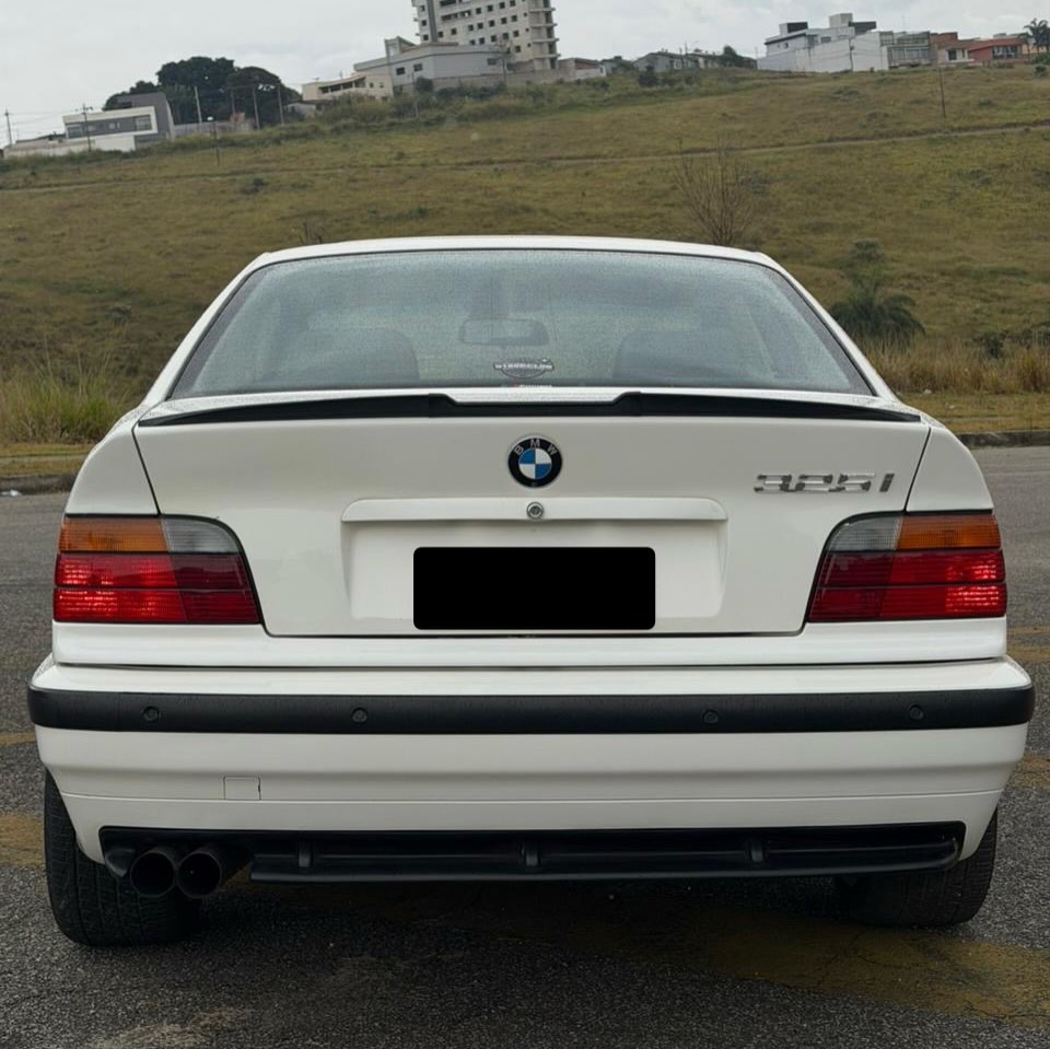 BMW 325I - Imagem 9