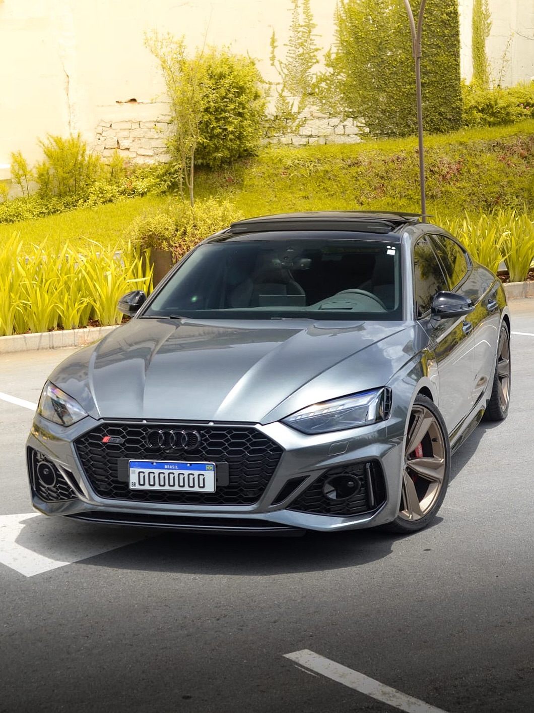 AUDI RS5 - Imagem 1