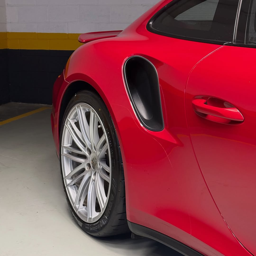 PORSCHE 911 TURBO - Imagem 11