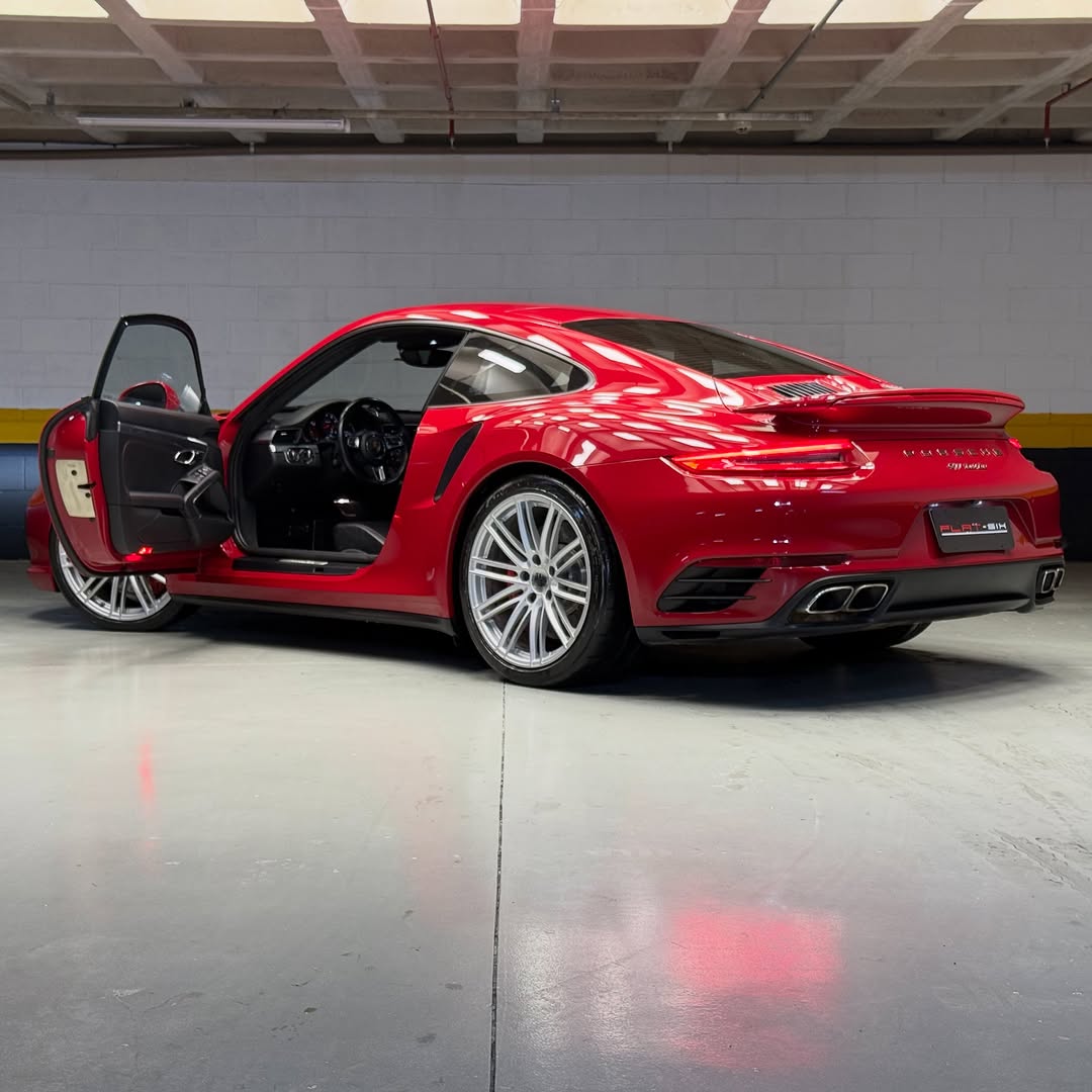 PORSCHE 911 TURBO - Imagem 20