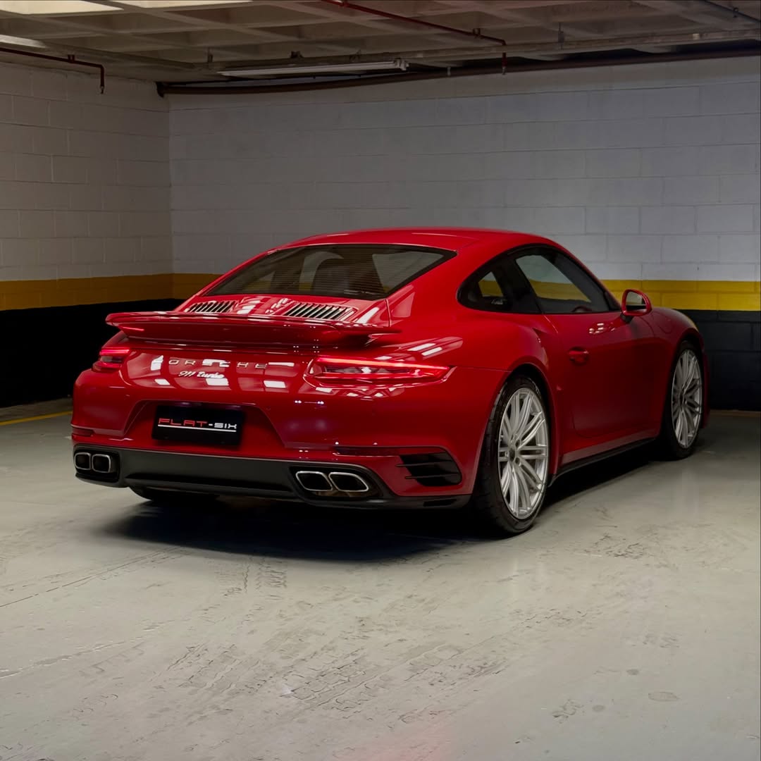 PORSCHE 911 TURBO - Imagem 8