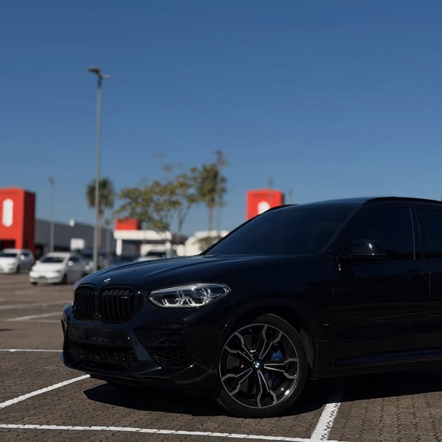 BMW X3M COMPETITION - Imagem 2