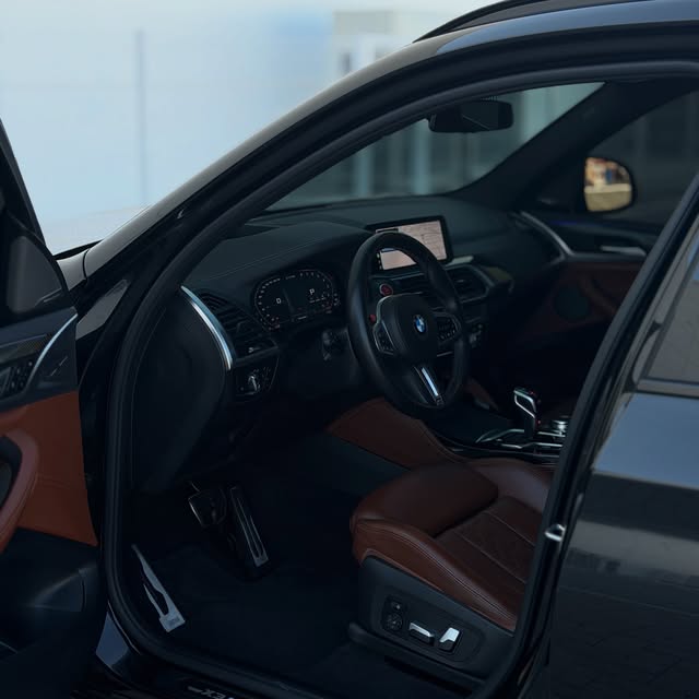BMW X3M COMPETITION - Imagem 6