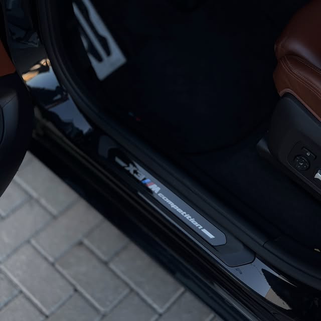 BMW X3M COMPETITION - Imagem 7