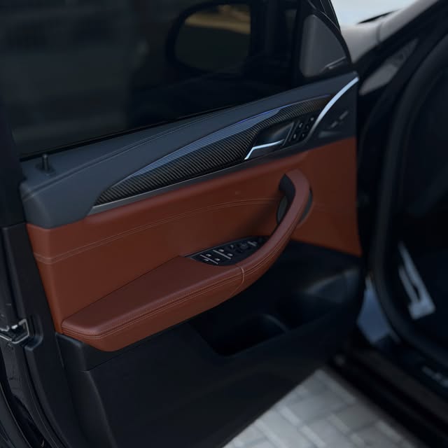 BMW X3M COMPETITION - Imagem 8