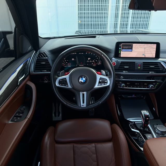 BMW X3M COMPETITION - Imagem 9
