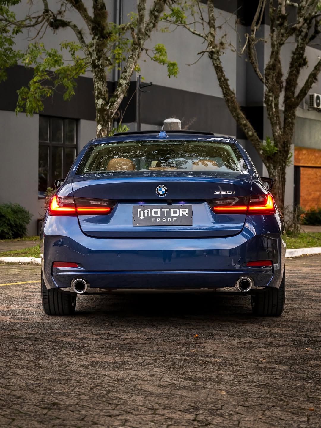 BMW 320I SPORT GP - Imagem 14