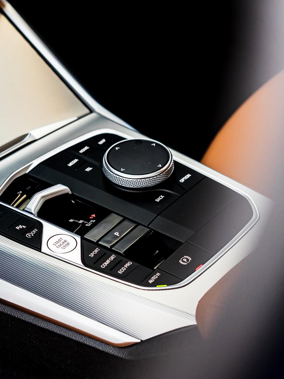 BMW 320I SPORT GP - Imagem 8