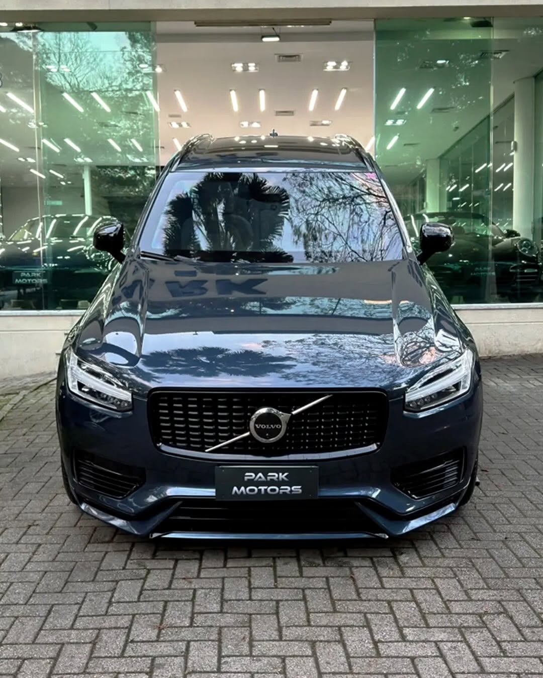 VOLVO XC90 T8 RECHARGE ULTIMATE DARK - Imagem 3