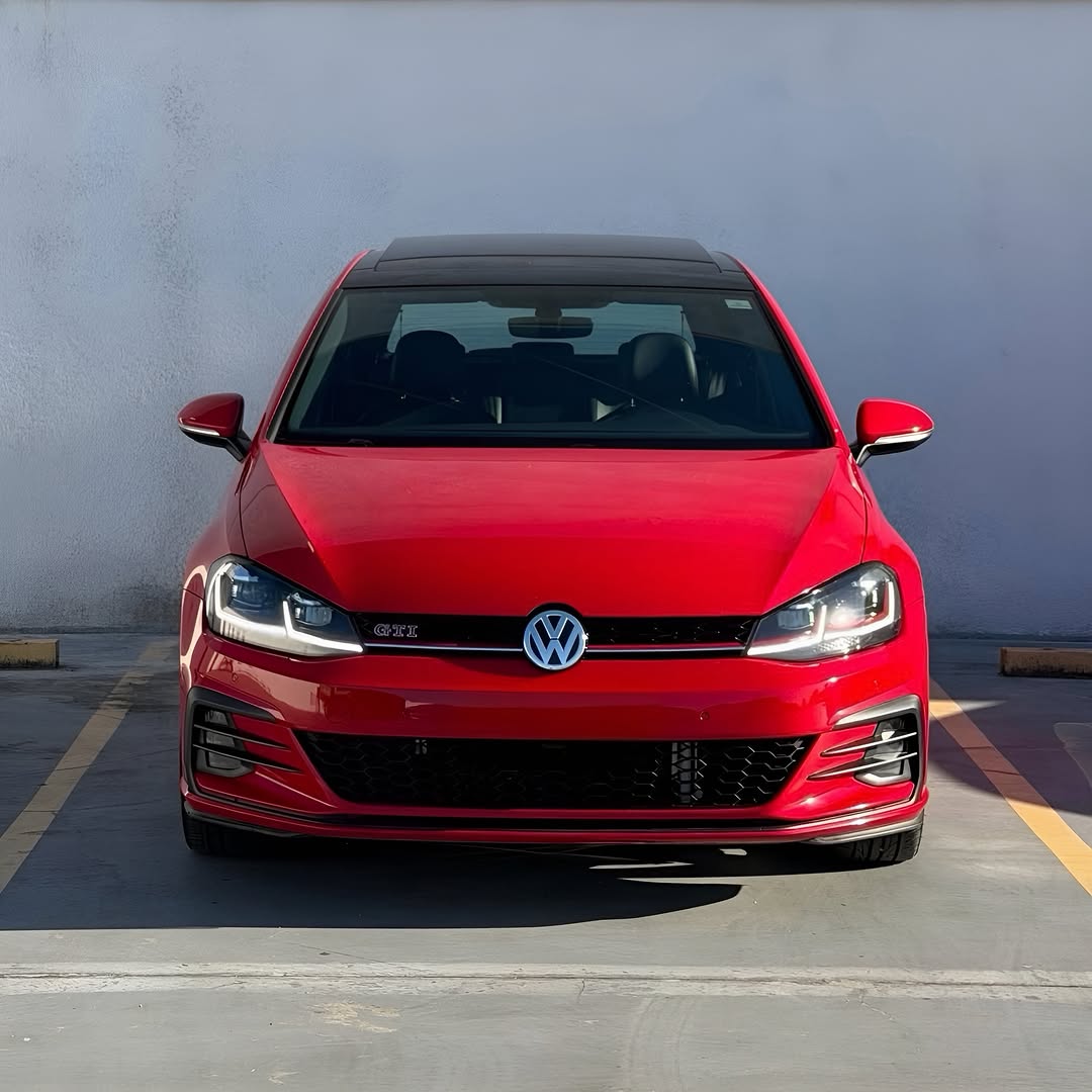 VOLKSWAGEN GOLF GTI - Imagem 7