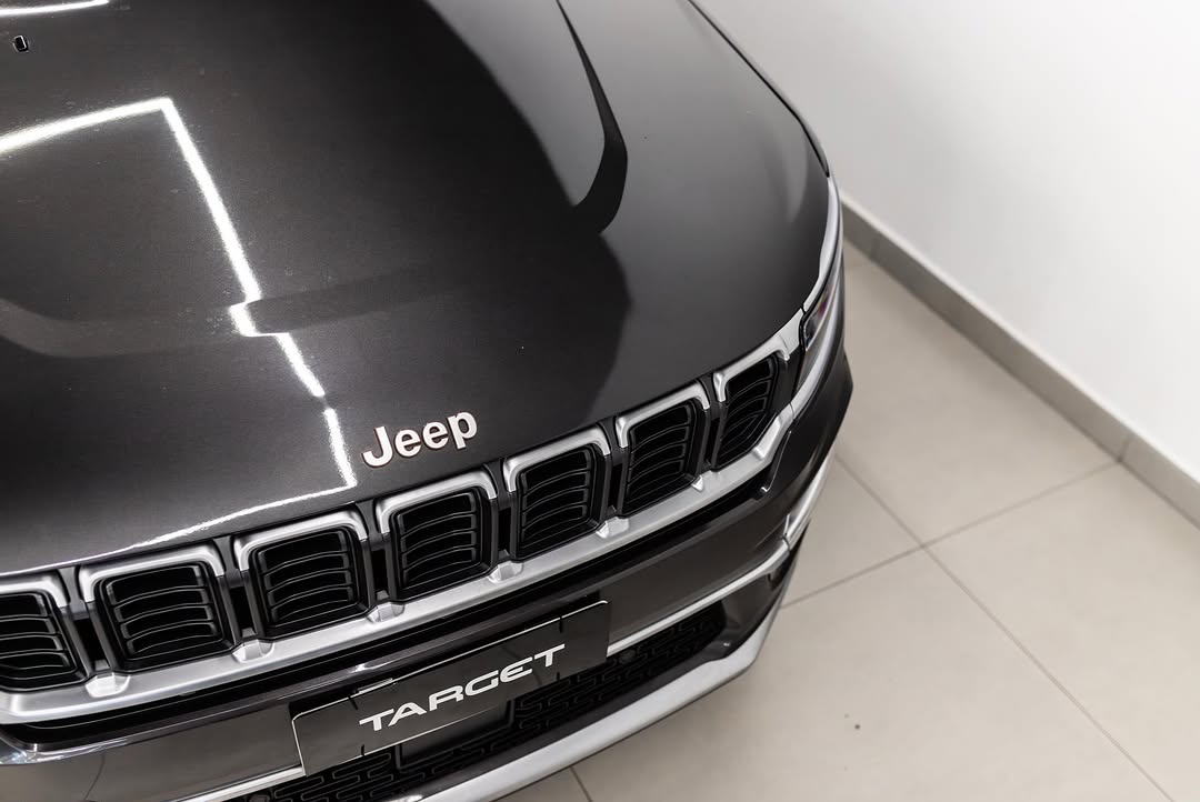 JEEP COMMANDER OVERLAND - Imagem 2