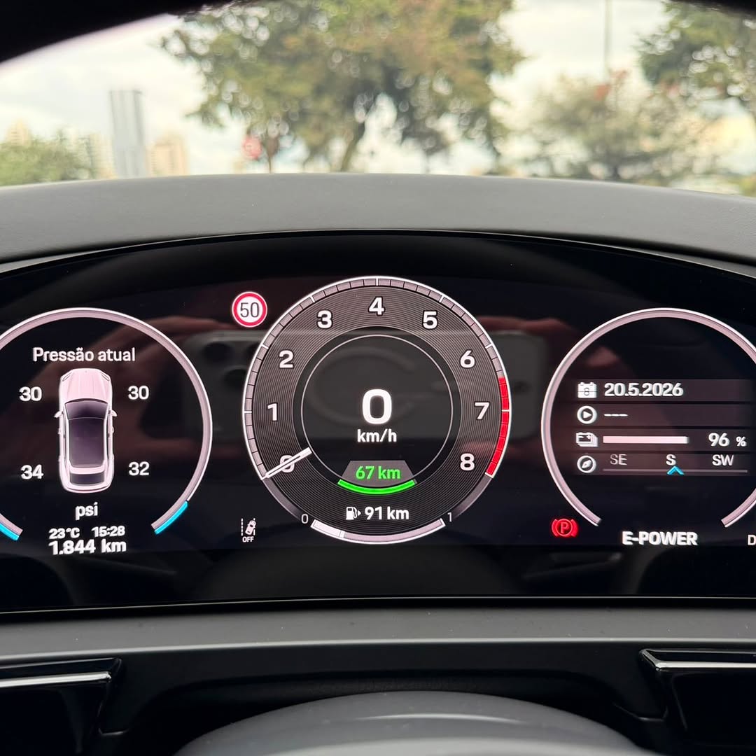 PORSCHE CAYENNE S E-HYBRID - Imagem 5